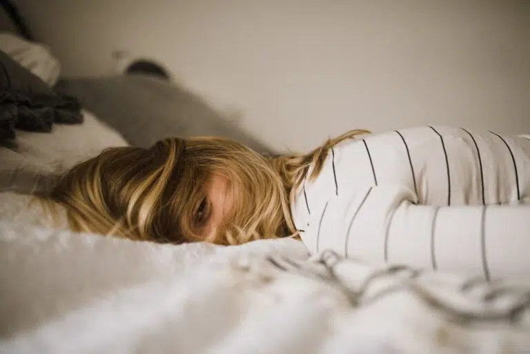 Best Way To Fall Asleep – How to Beat Insomnia?