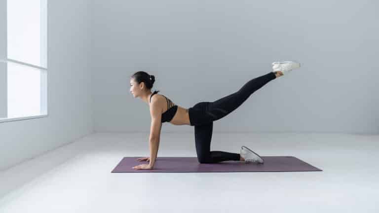 Mastering the Art of Concise Yoga Tutorials for Platforms like Instagram